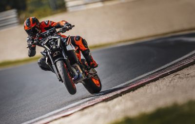 Nouveau – KTM ajoute une 990 Duke R, plus sportive que la 990 Duke :: Nouveauté 2025