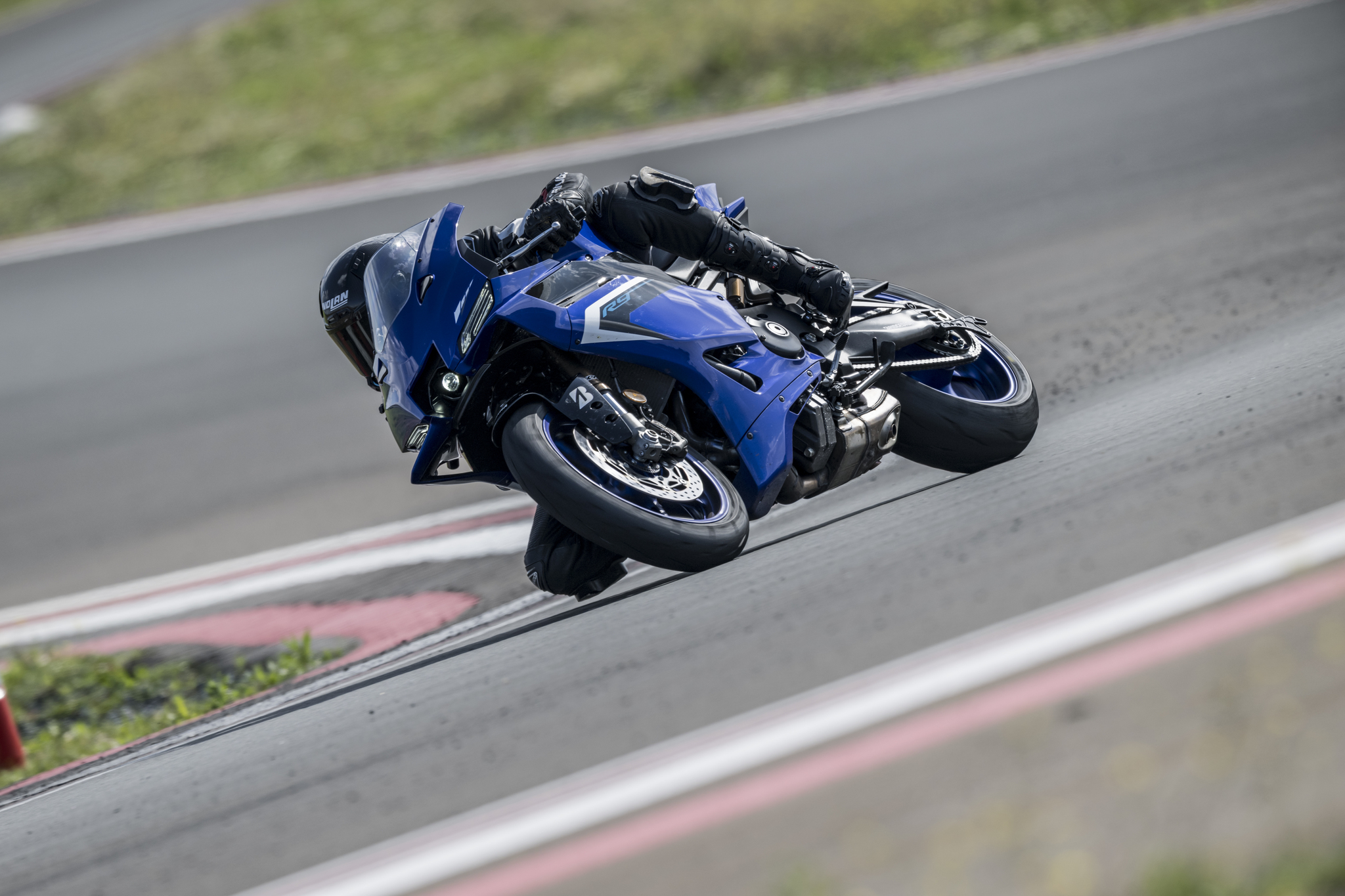 Yamaha YZF-R9