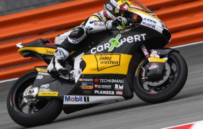 Tom Lüthi fait un highside pendant que son rival décroche la pole :: Moto2 Sepang