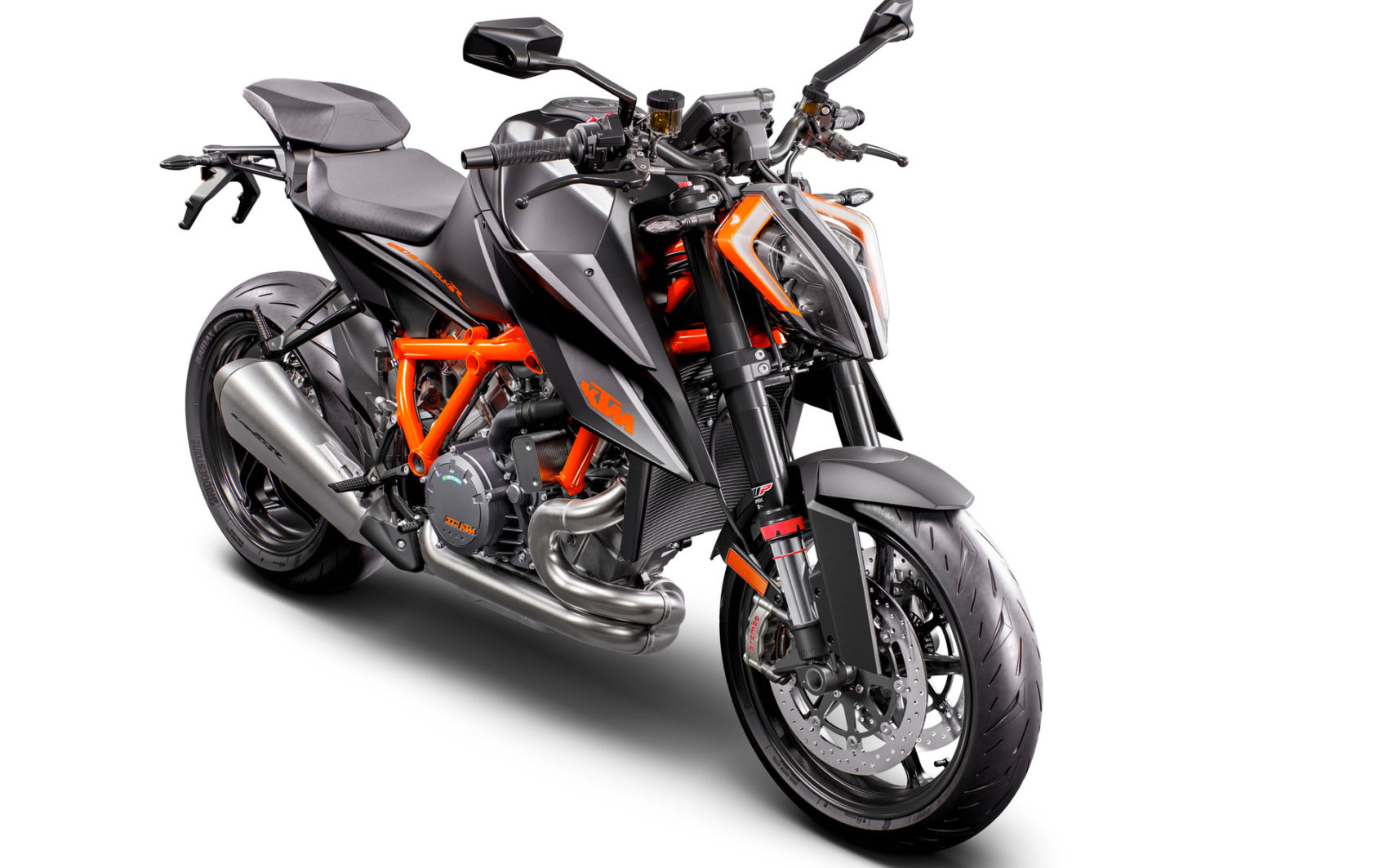 KTM 1290 SUPER DUKE R MY20 Black frontright Actu Moto