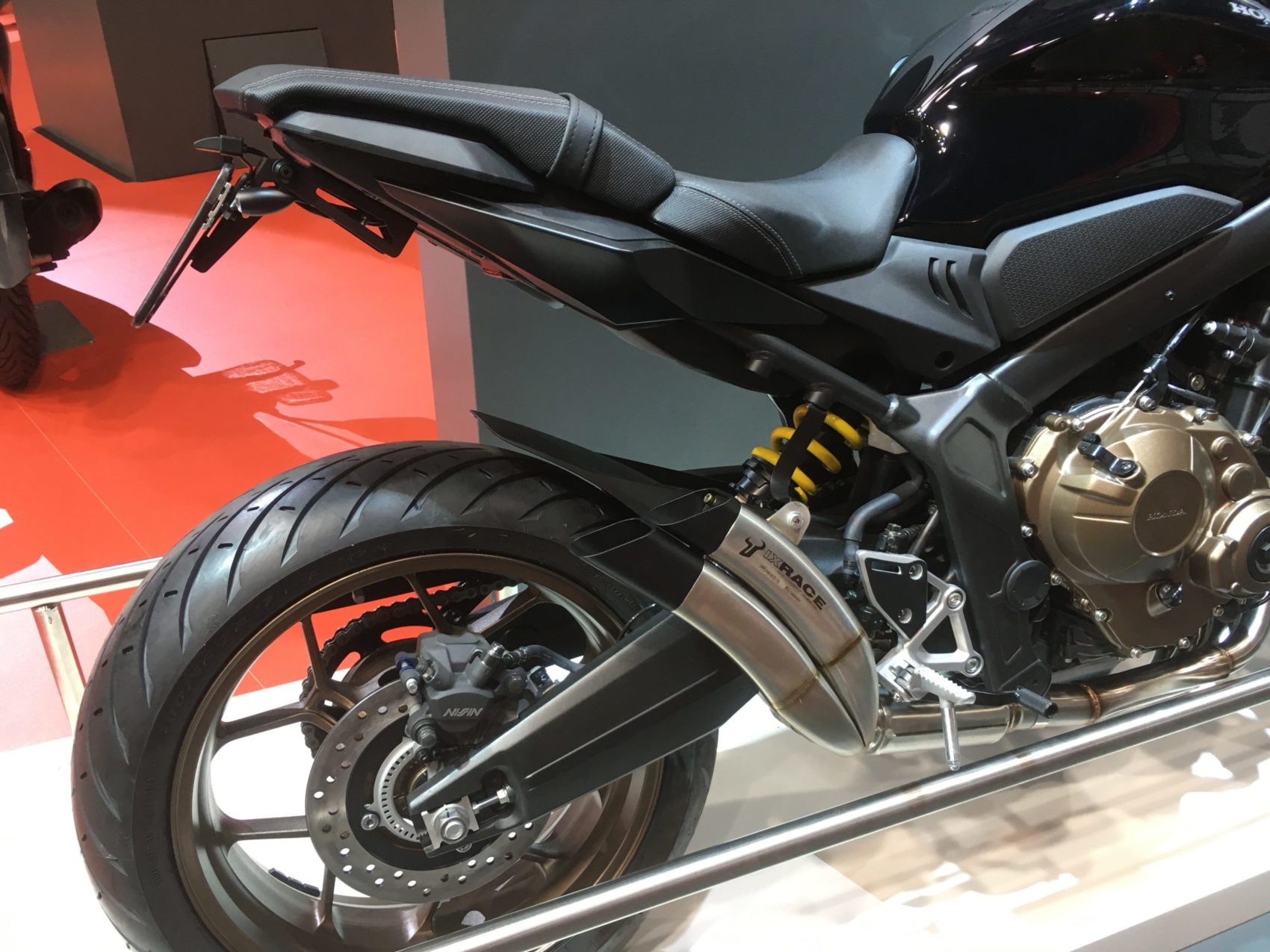 ssa CB 650 R