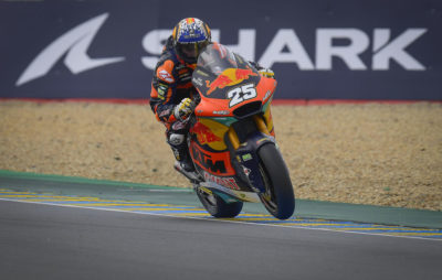 Raul Fernandez gagne avec autorité. Tom Lüthi au tapis! :: GP de France Moto2