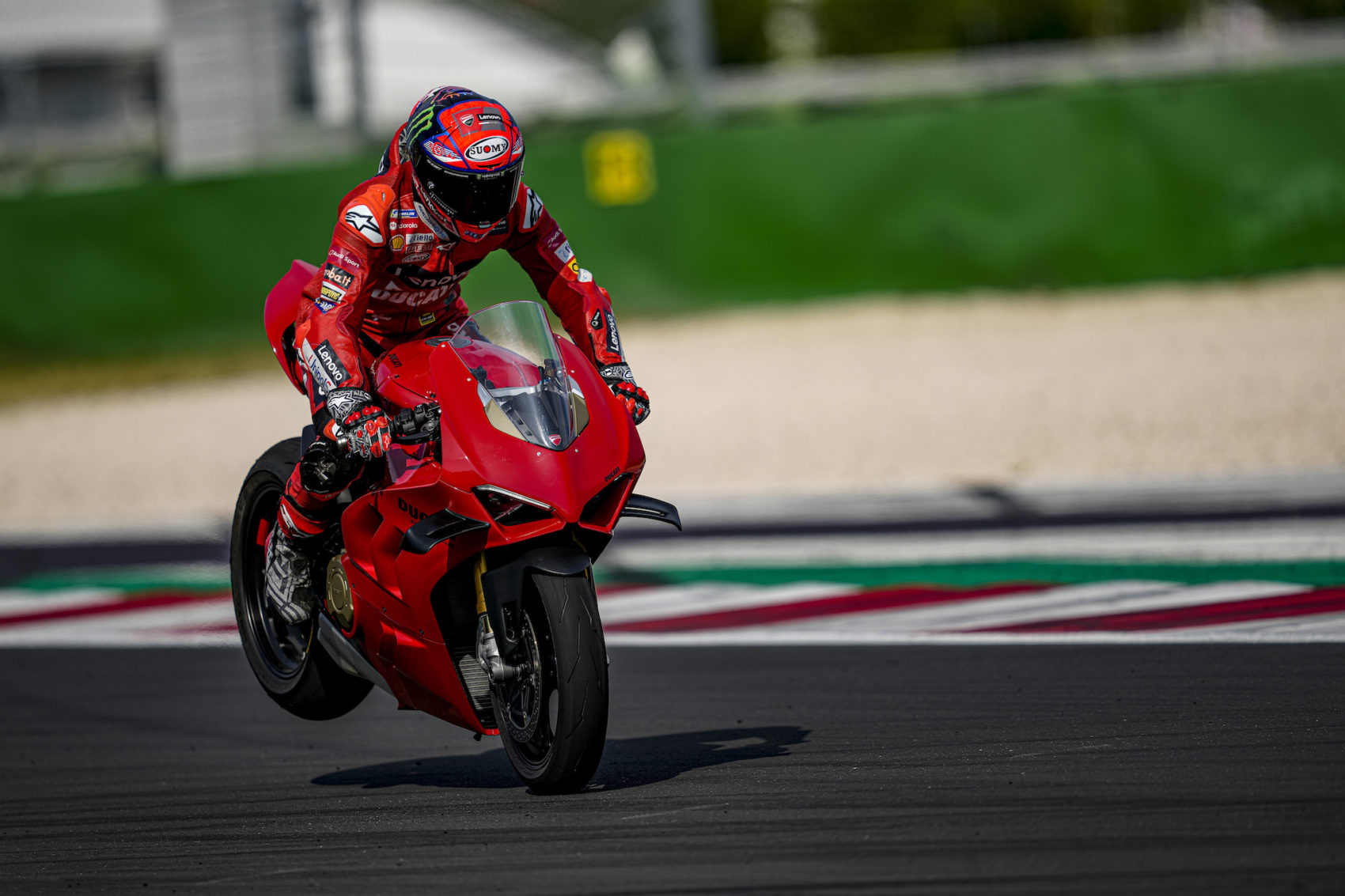 Panigale V4