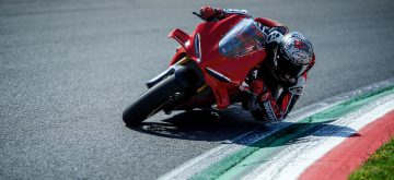 Ducati remet l’ouvrage sur le métier pour la Superbike Panigale V4 2025!
