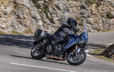 Phare revu, selle plus longue et meilleure protection sur les Yamaha Tracer 9, plus de sécurité … et l’embrayage automatisé :: Nouveautés 2025