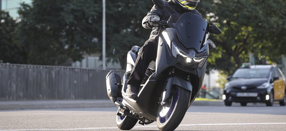 Essai – Yamaha NMax 125: prince des villes, roi des collines